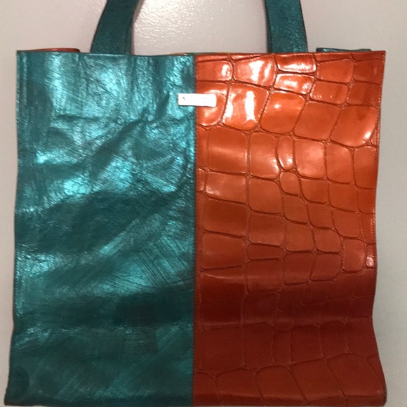 Handbag - Picture 3 of 8